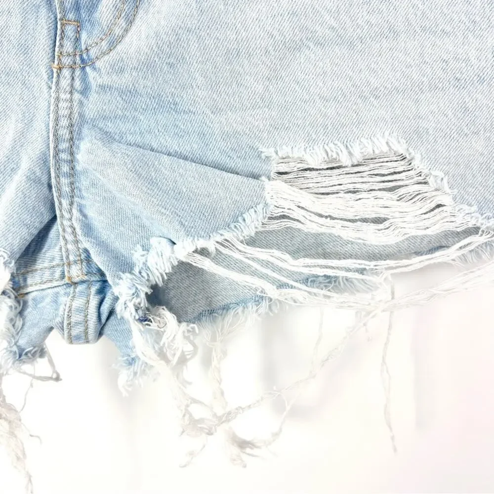 Bdg High Waisted‎ Denim Short Distressed Girlfriend Light Wash Size 27